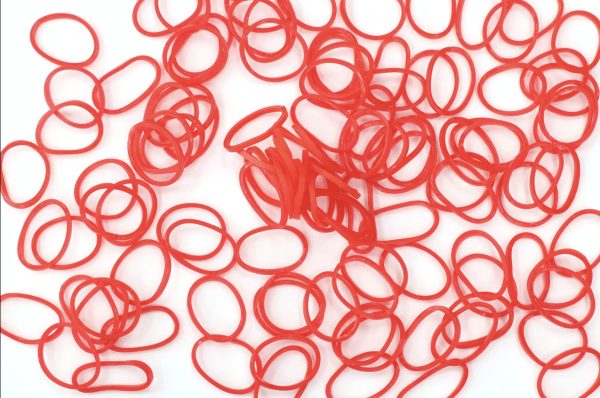 RAINBOW LOOM Red Rubber Bands with 24 C-Clips (600 Count) - Image 2