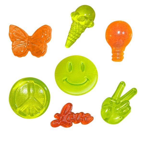Thames & Kosmos – Groovy Glowing Candy Lab - Image 2