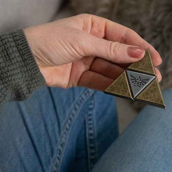 BePuzzled, Legend of Zelda Triforce Hanayama Cast Brain Teaser Mensa Rated Level 5, for Ages 12 and Up - Image 4