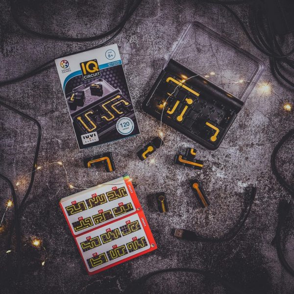 SmartGames IQ Circuit Portable Travel Game with 120 Challenges for Ages 8-Adult - Image 5